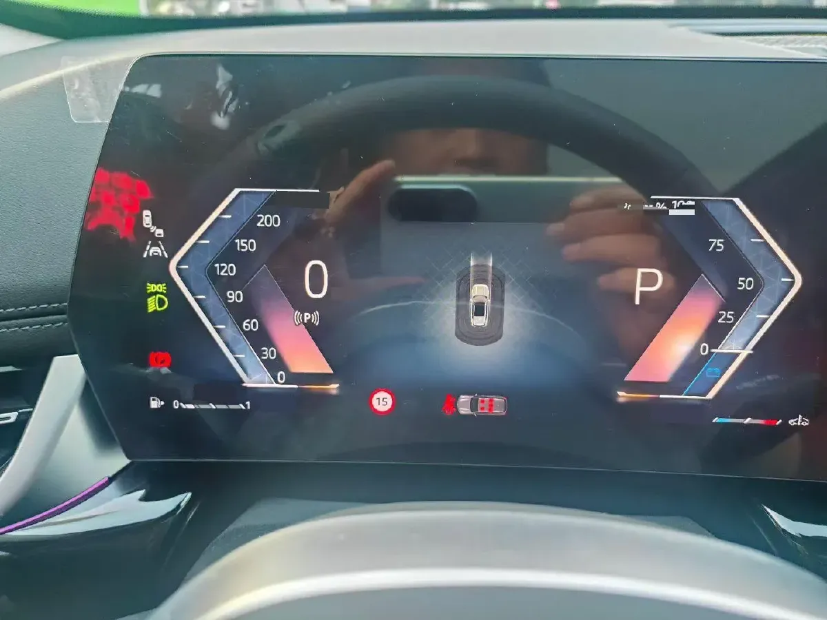 2023 BMW X1 2.0T 204HP L4 7DCT,autocango,china used car exporter,china ev exporter,chinese used car exporter,chinese used ev exporter