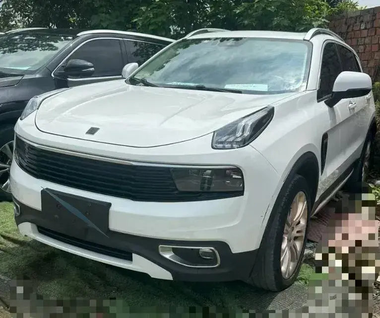 2018 LYNK&CO 01 2.0T 190HP L4 6AT