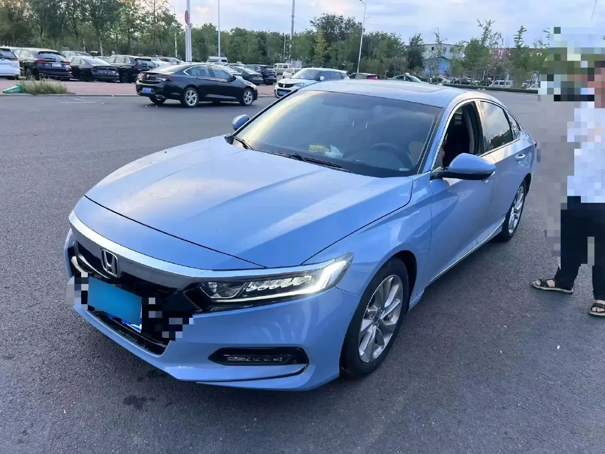 2018 Honda Accord 1.5T 194HP L4 CVT