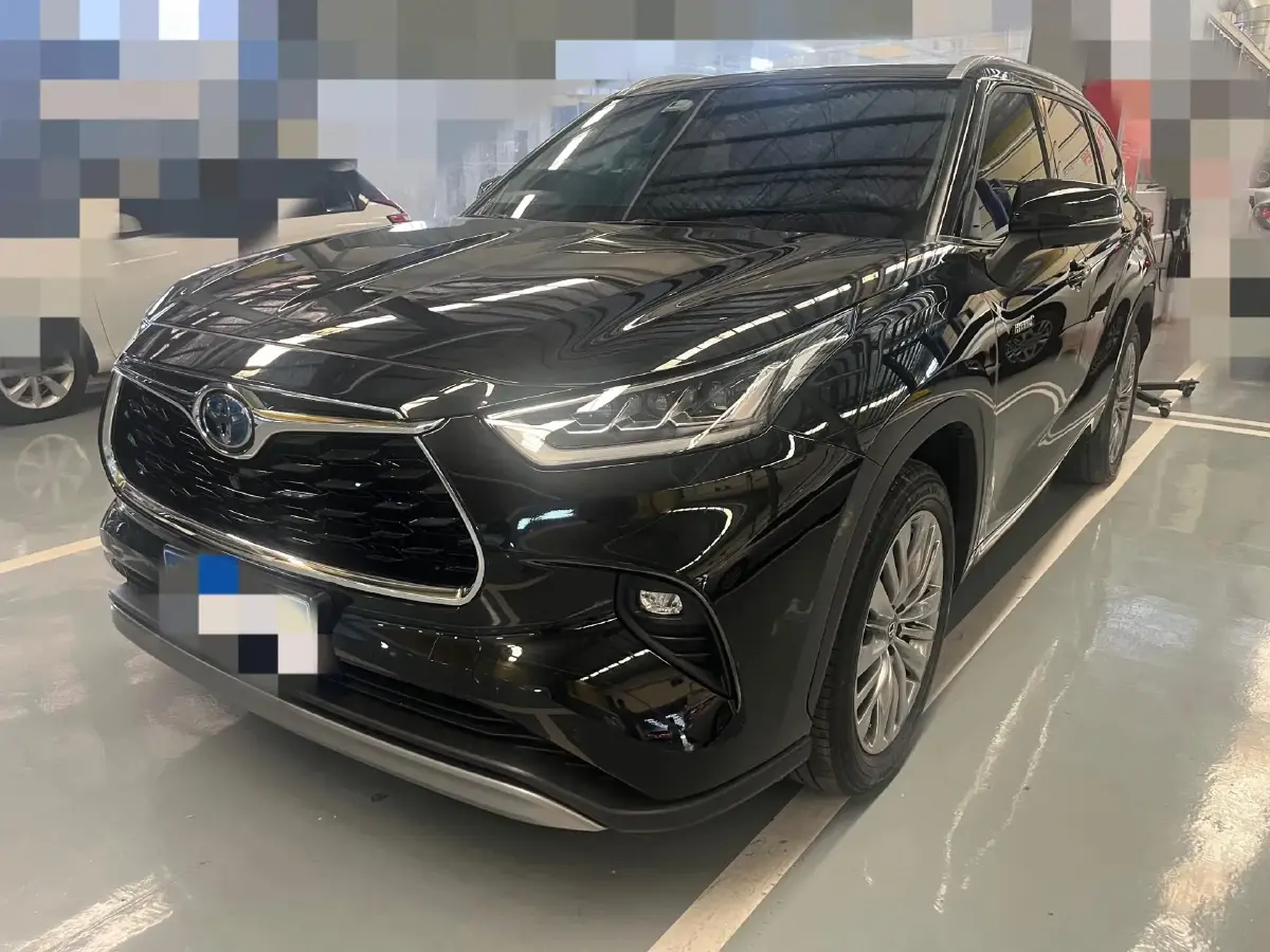 2022 Toyota Highlander 2.5L 192HP L4 E-CVT Hybrid