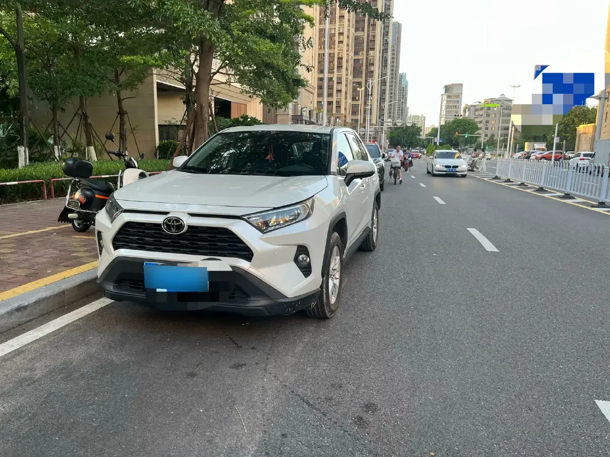 2021 Toyota RAV4 2.0L 171HP L4 CVT
