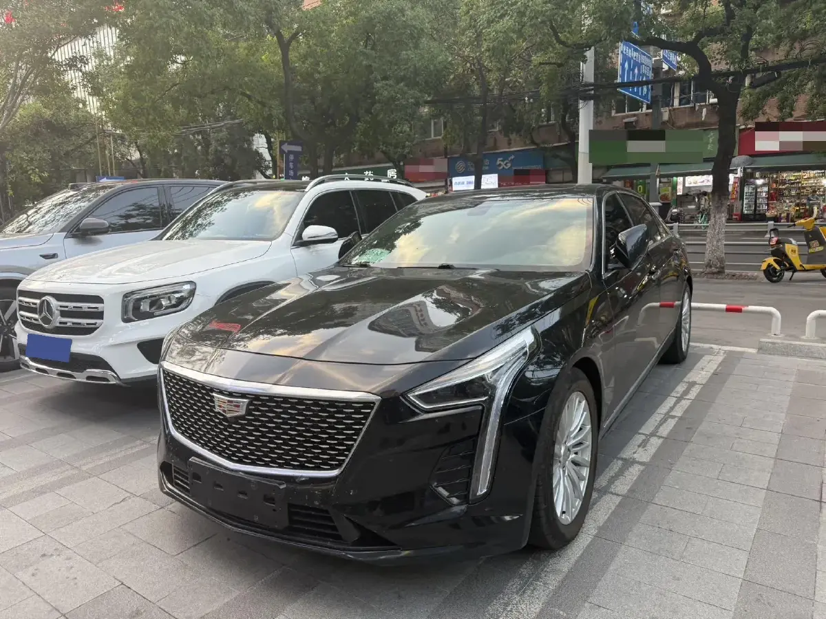 2022 Cadillac CT6 2.0T 237HP L4 10AT