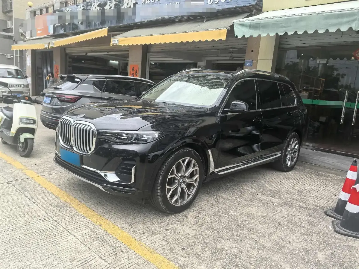 2019 BMW X7 3.0T 340HP L6 8AT