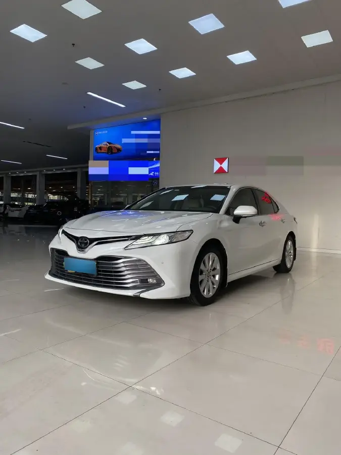 2018 Toyota Camry 2.0L 169HP L4 6AT