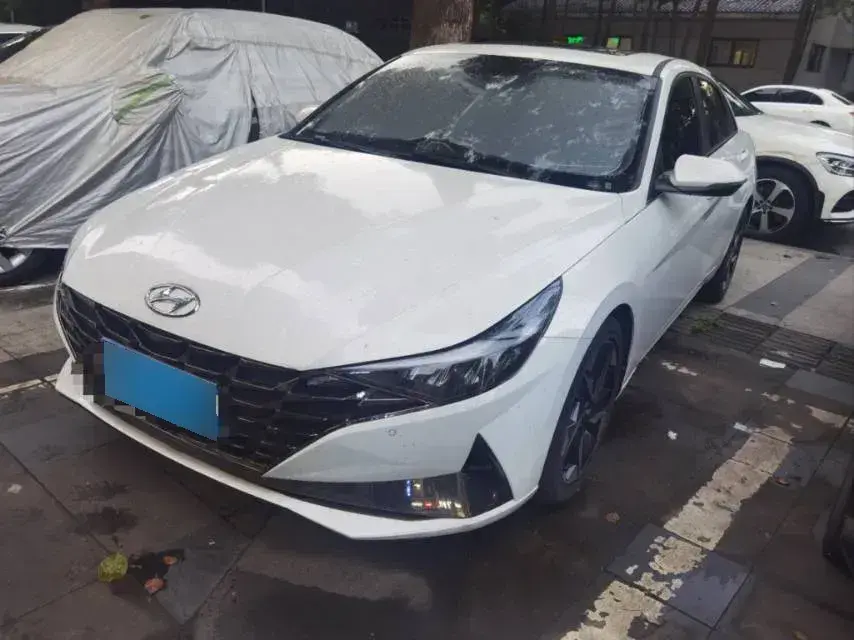 2022 Hyundai Elantra 1.5L 115HP L4 CVT