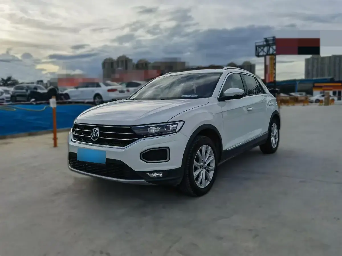 2019 Volkswagen T-Roc 1.4T 131HP L4 7DCT
