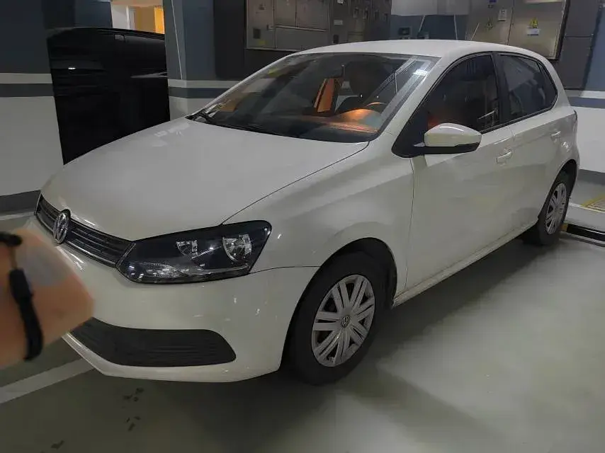 2018 Volkswagen Polo 1.5L 110HP L4 6AT