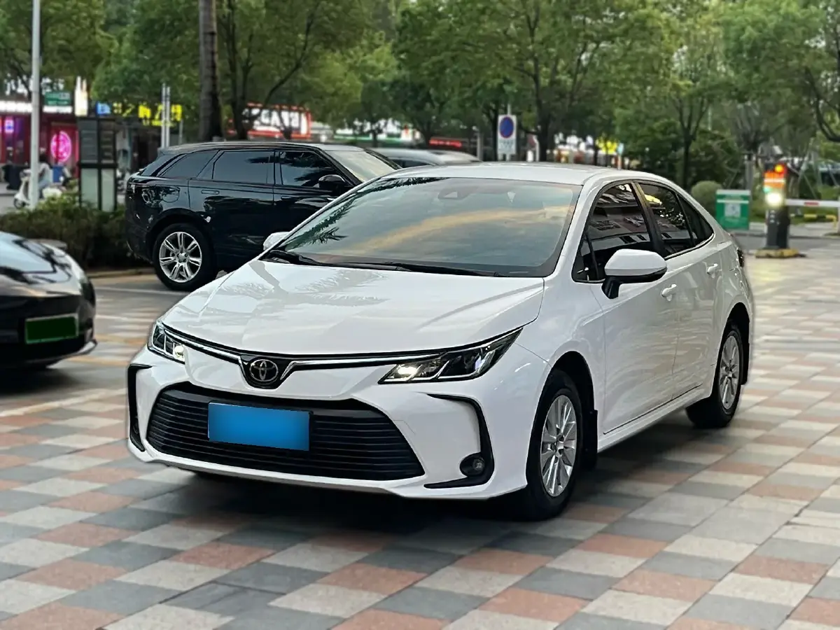 2021 Toyota Corolla 1.2T 116HP L4 CVT
