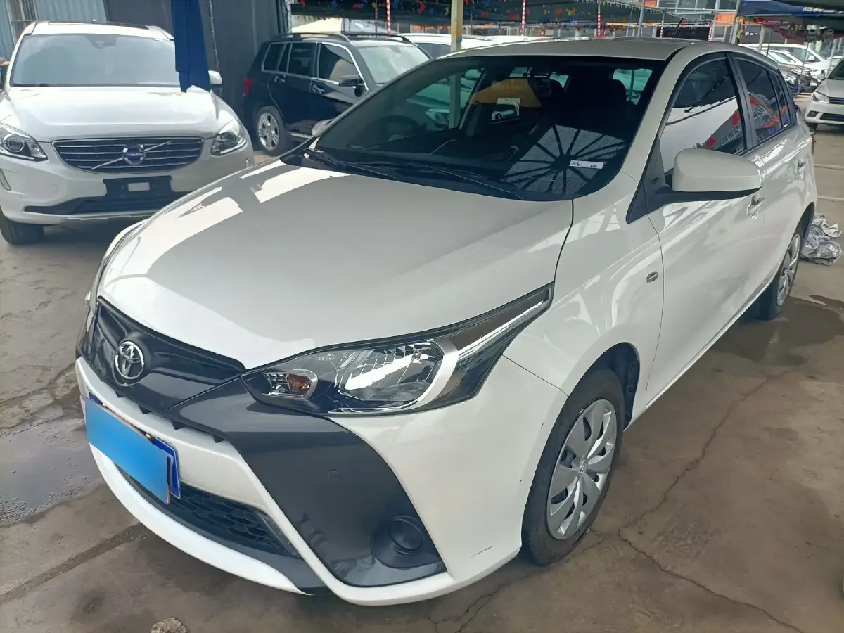 2019 Toyota Yaris L 1.5L 110HP L4 CVT