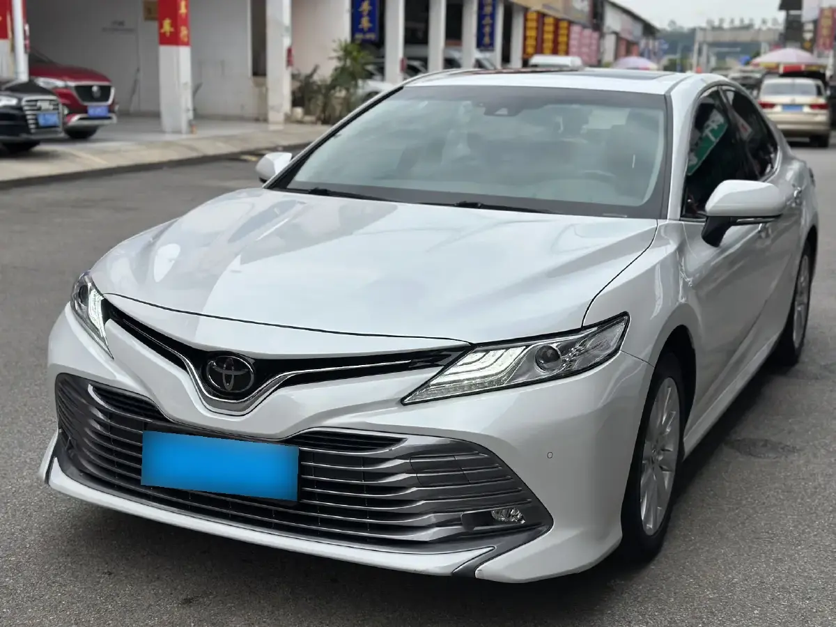2019 Toyota Camry 2.0L 178HP L4 CVT