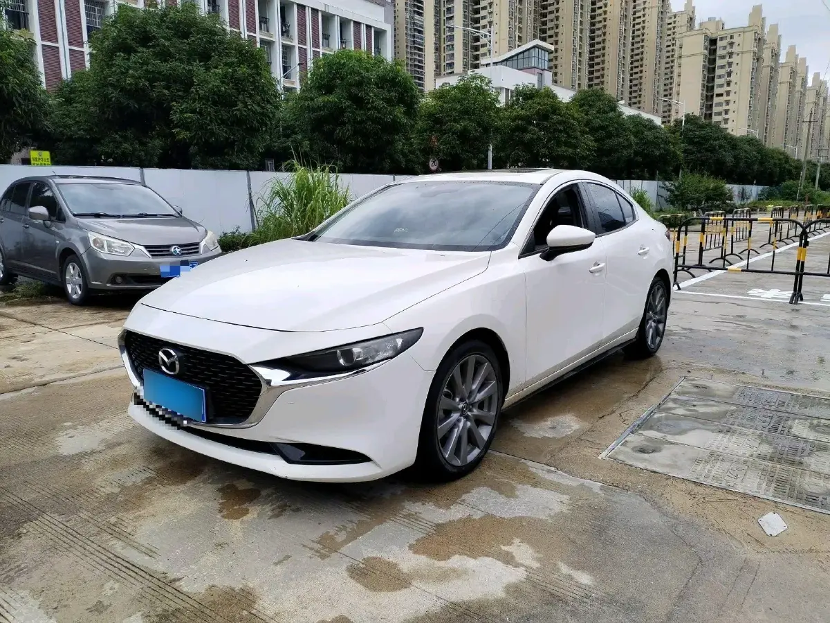 2020 Mazda 3 Axela 2.0L 158HP L4 6AT