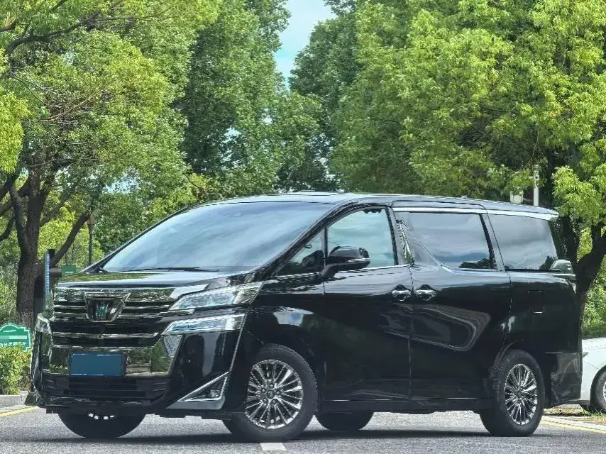 2021 Toyota Vellfire 2.5L 117HP L4 E-CVT Hybrid