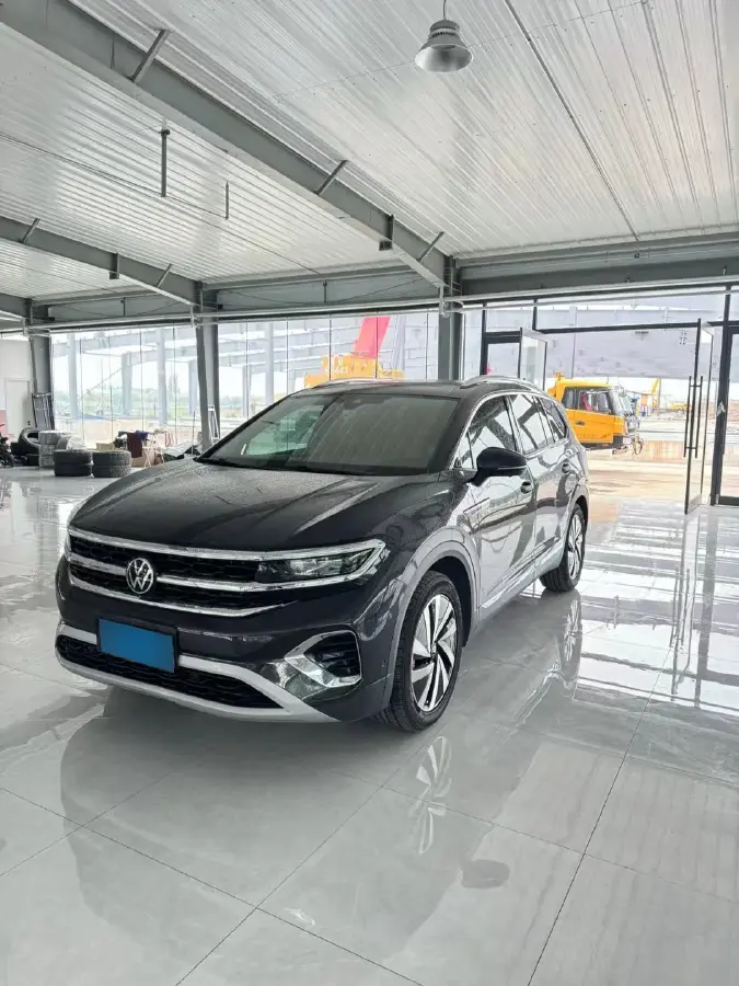 2021 Volkswagen Talagon 2.0T 220HP L4 7DCT