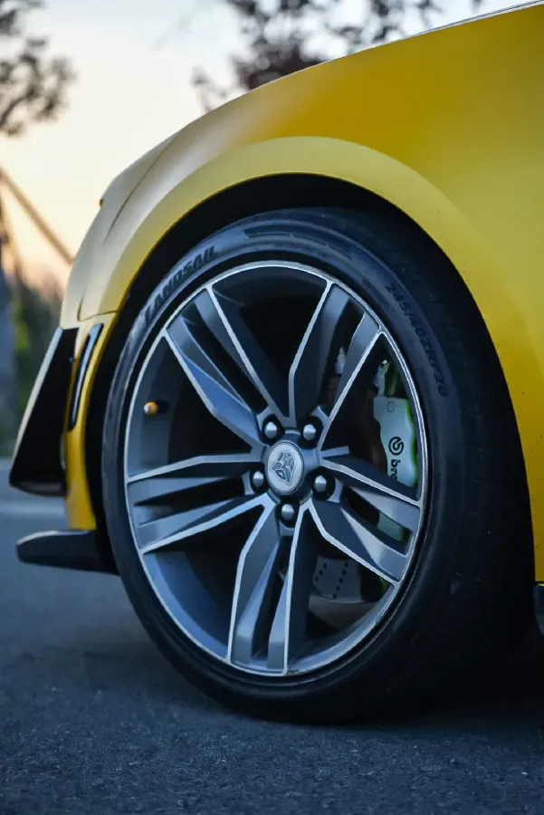 2016 Saleen Comaro 6.2L 450HP V8 6AT,autocango,china used car exporter,china ev exporter,chinese used car exporter,chinese used ev exporter