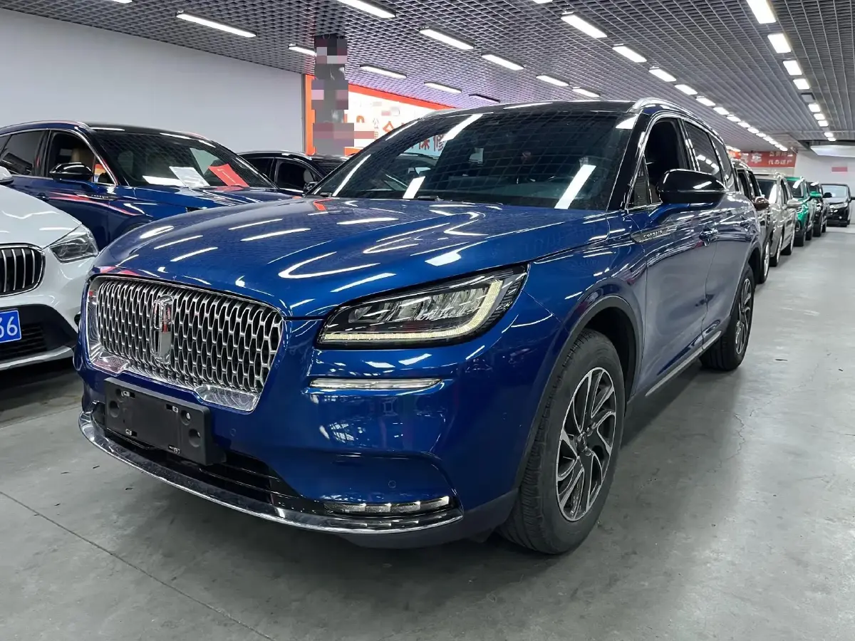 2020 Lincoln Corsair 2.0T 245HP L4 8AT