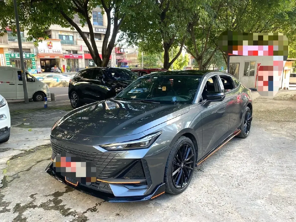 2022 ChangAn UNI-V 1.5T 188HP L4 7DCT