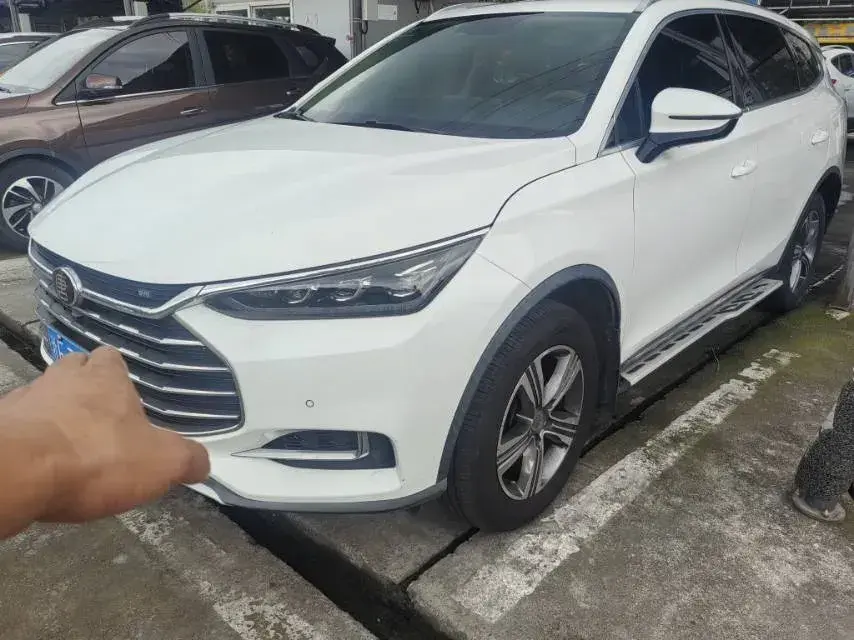 2018 BYD Tang 2.0T 205HP L4 6AT