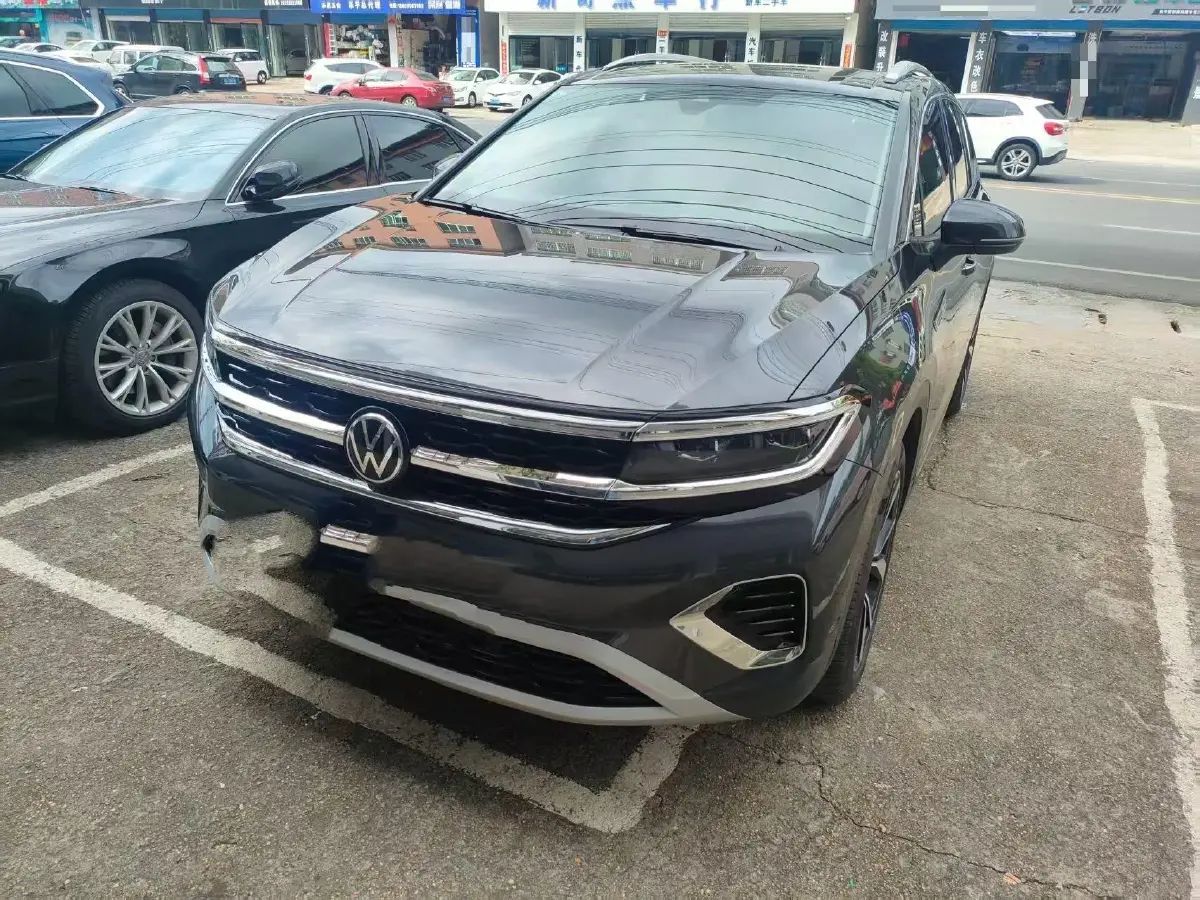 2022 Volkswagen Talagon 2.5T 299HP V6 7DCT