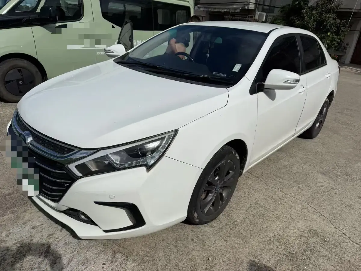 2018 BYD Qin 1.5T 154HP L4 6DCT PHEV 15.2KWH