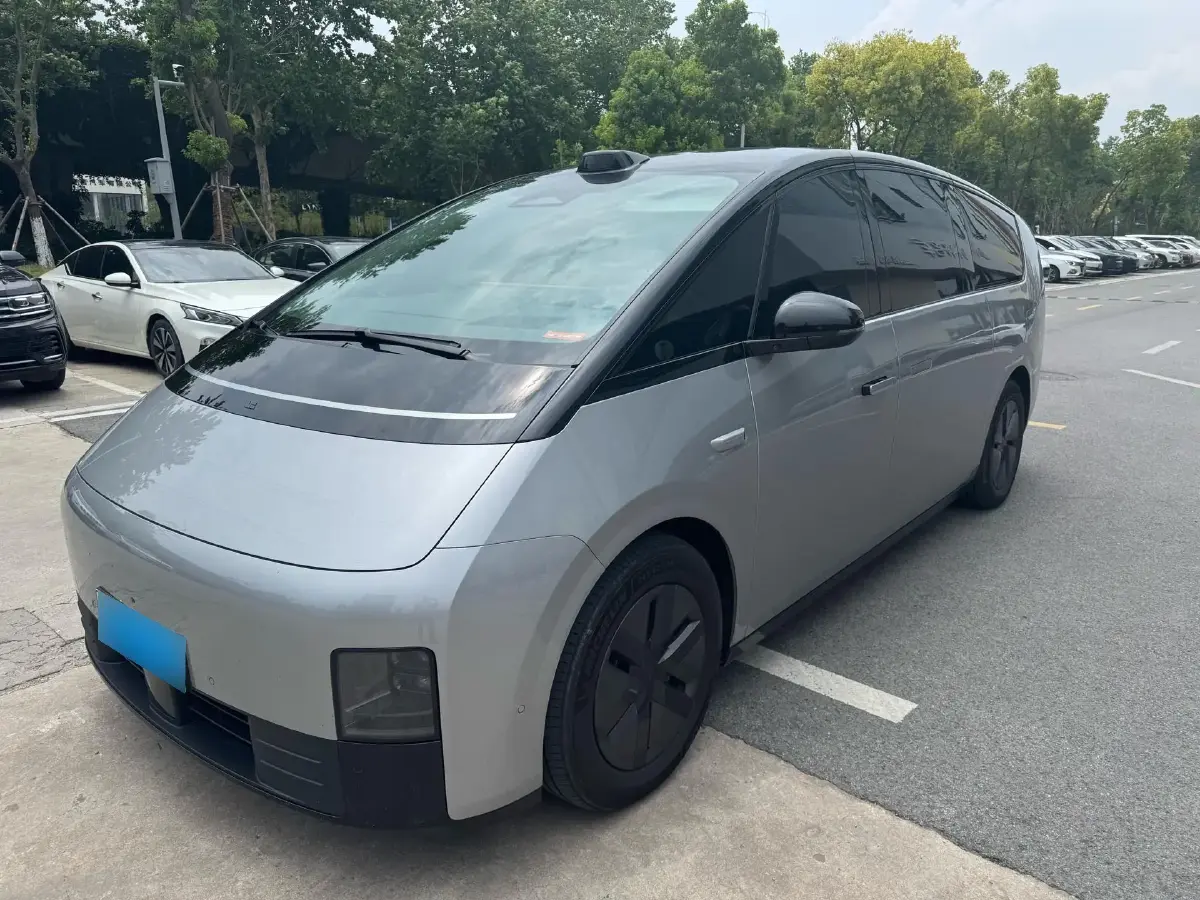 2024 Li MEGA BEV 102.7KWH 2024 Li MEGA BEV 102.7KWH