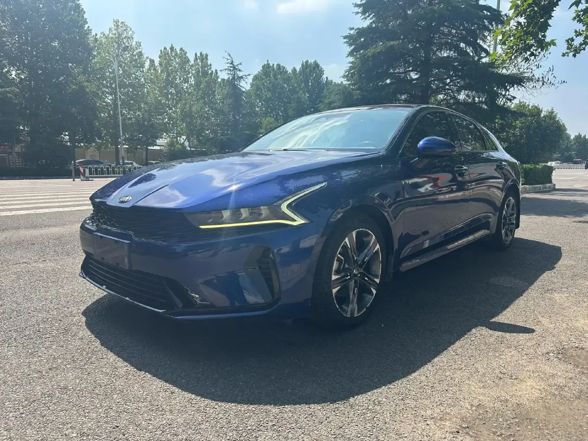 2020 Kia K5 1.5T 170HP L4 7DCT