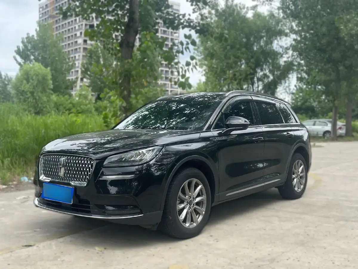 2020 Lincoln Corsair 2.0T 245HP L4 8AT