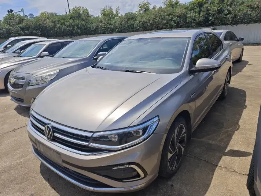 2023 Volkswagen Bora 1.4T 150HP L4 7DCT