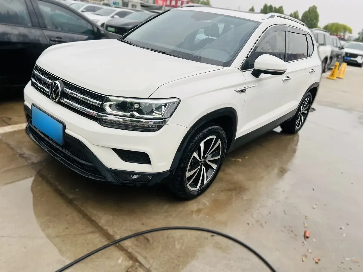 2021 Volkswagen Tharu 1.4T 150HP L4 7DCT