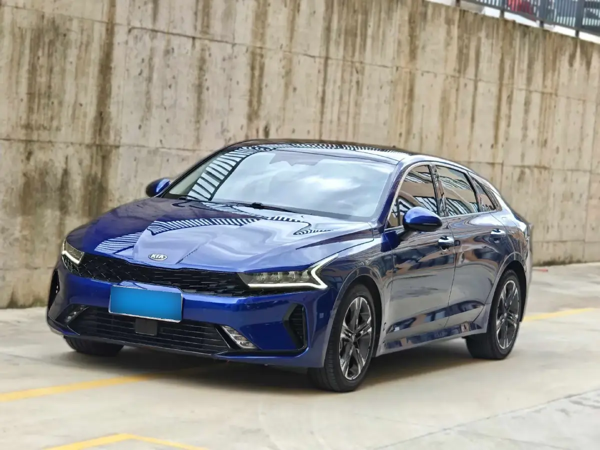 2020 Kia K5 1.5T 170HP L4 7DCT