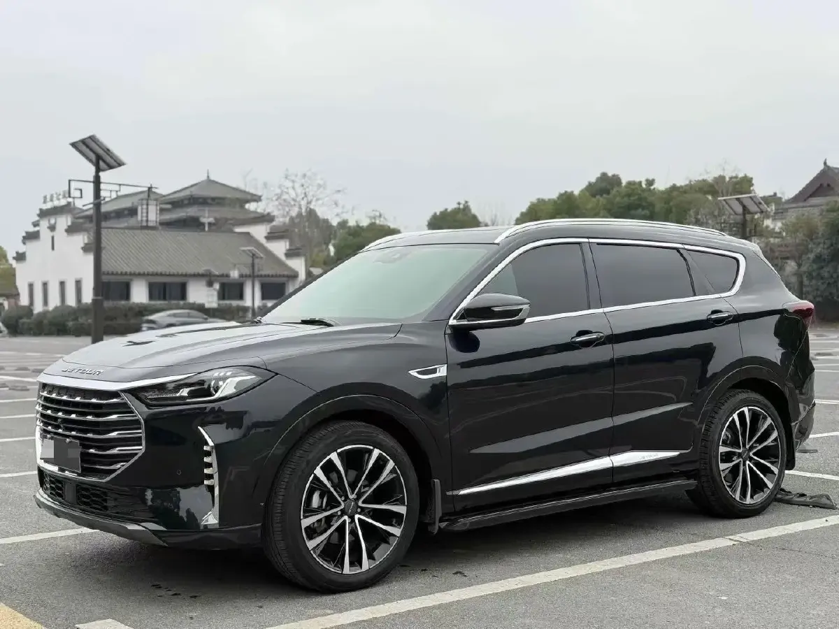2021 Jetour X70 Plus 1.6T 197HP L4 7DCT