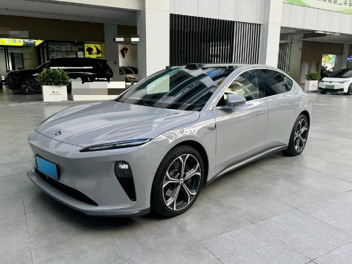 2024 NIO ET5 BEV 75KWH