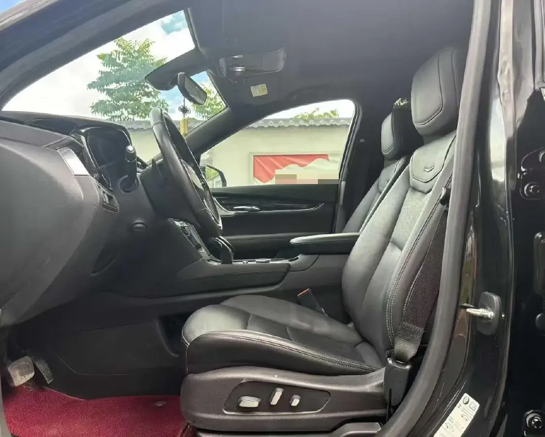 2022 Cadillac XT6 2.0T 237HP L4 9AT,autocango,china used car exporter,china ev exporter,chinese used car exporter,chinese used ev exporter