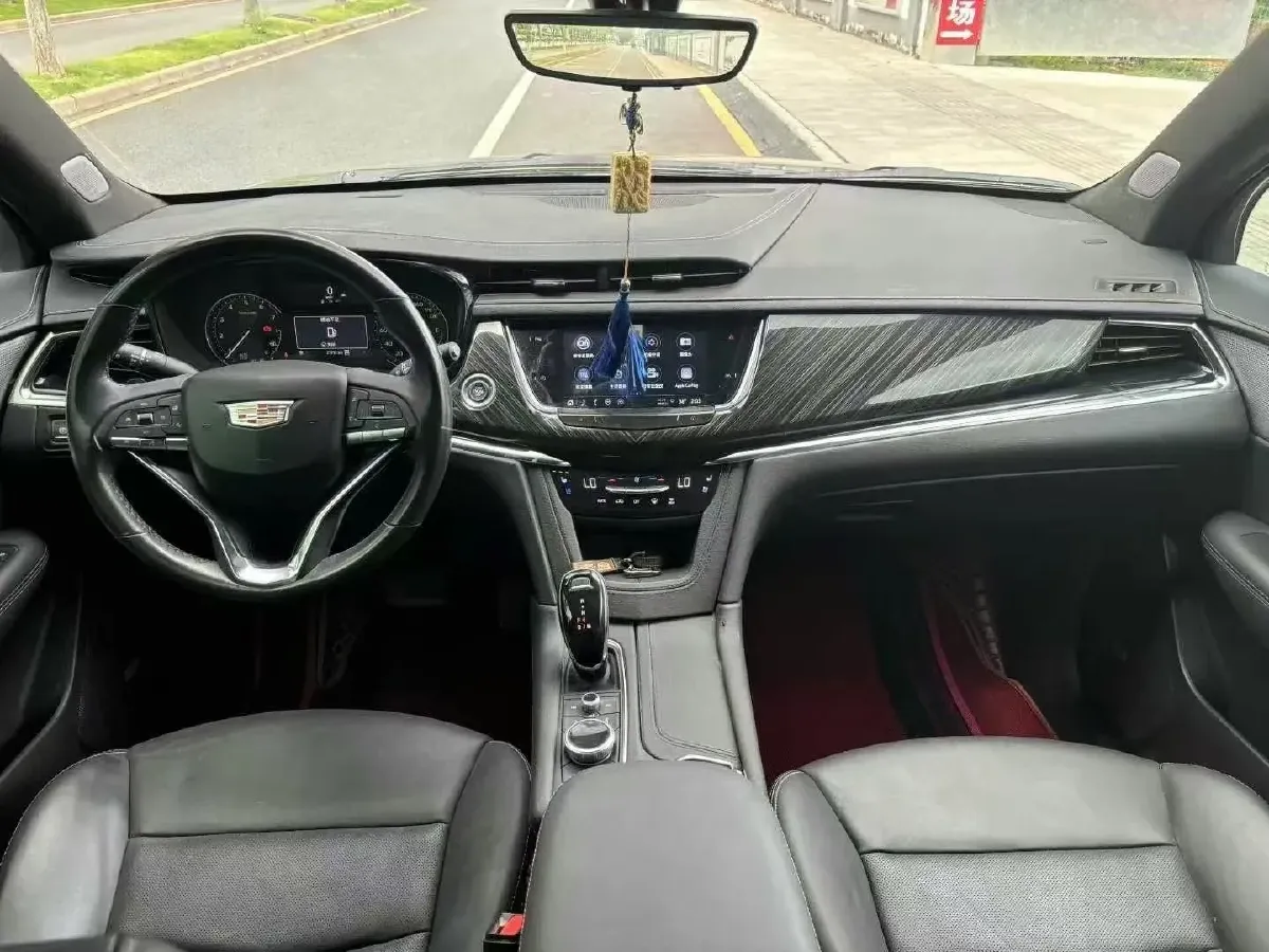 2022 Cadillac XT6 2.0T 237HP L4 9AT,autocango,china used car exporter,china ev exporter,chinese used car exporter,chinese used ev exporter