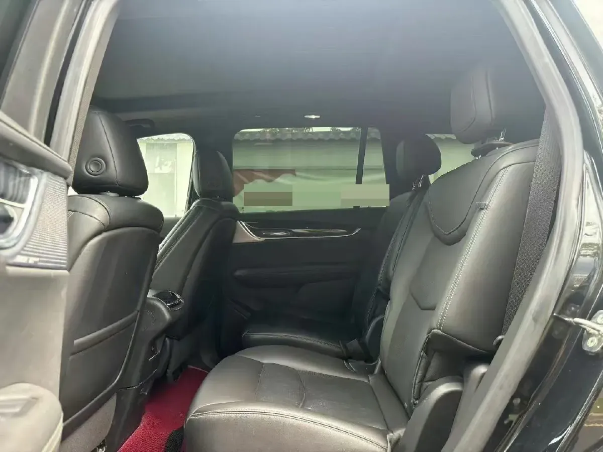 2022 Cadillac XT6 2.0T 237HP L4 9AT,autocango,china used car exporter,china ev exporter,chinese used car exporter,chinese used ev exporter