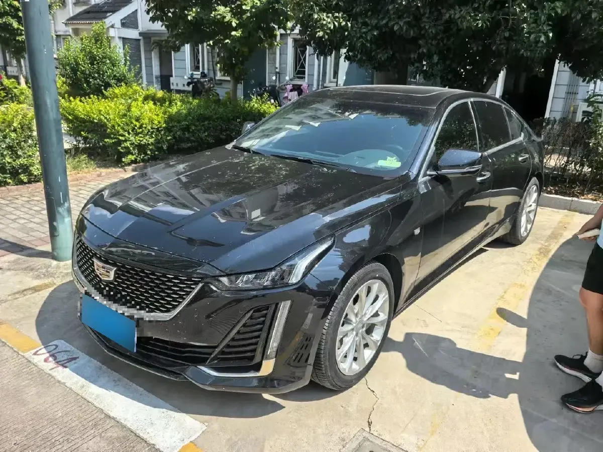 2021 Cadillac CT5 2.0T 237HP L4 10AT
