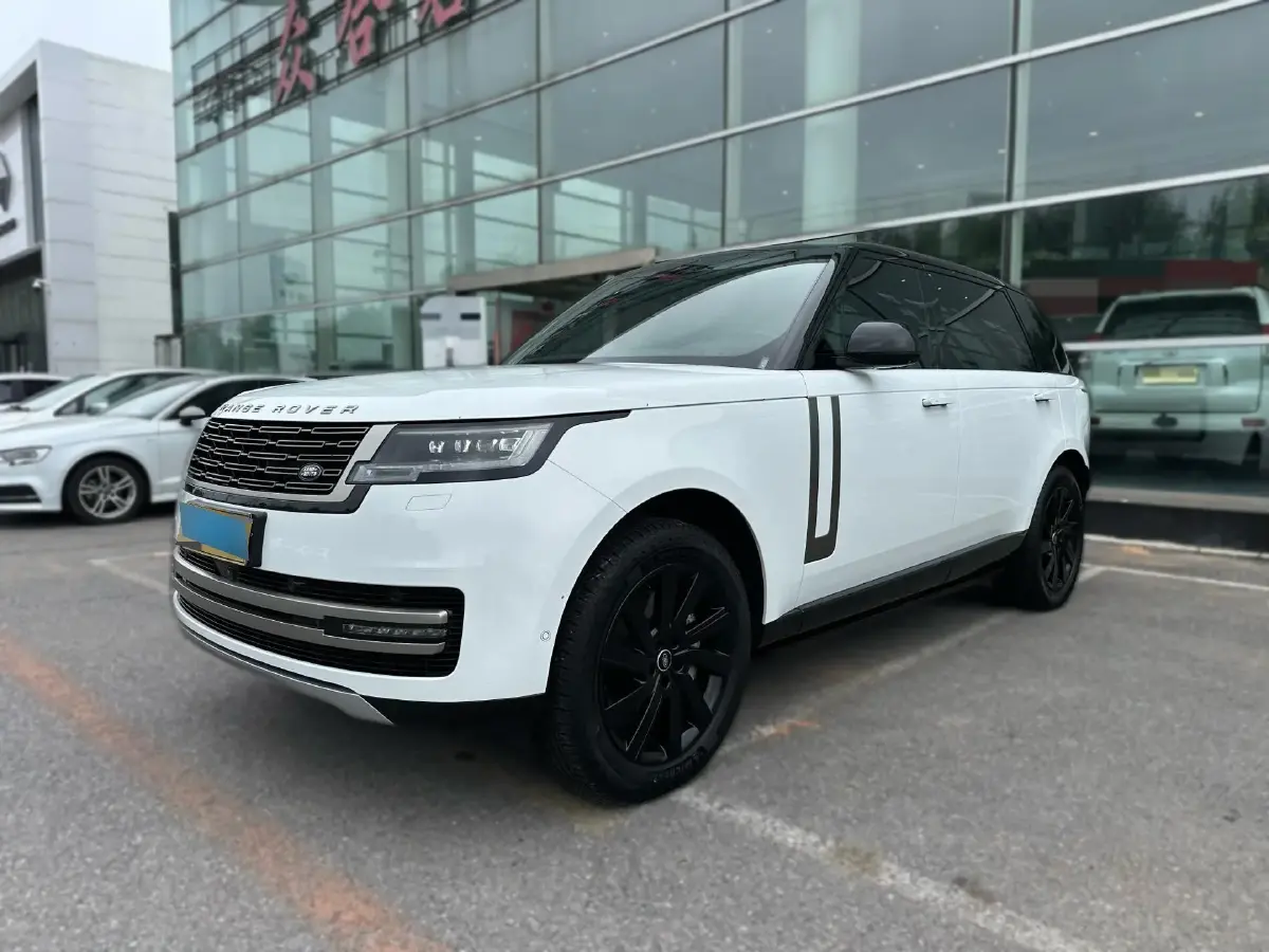 2024 Land Rover Range Rover 3.0T 400HP L6 8AT