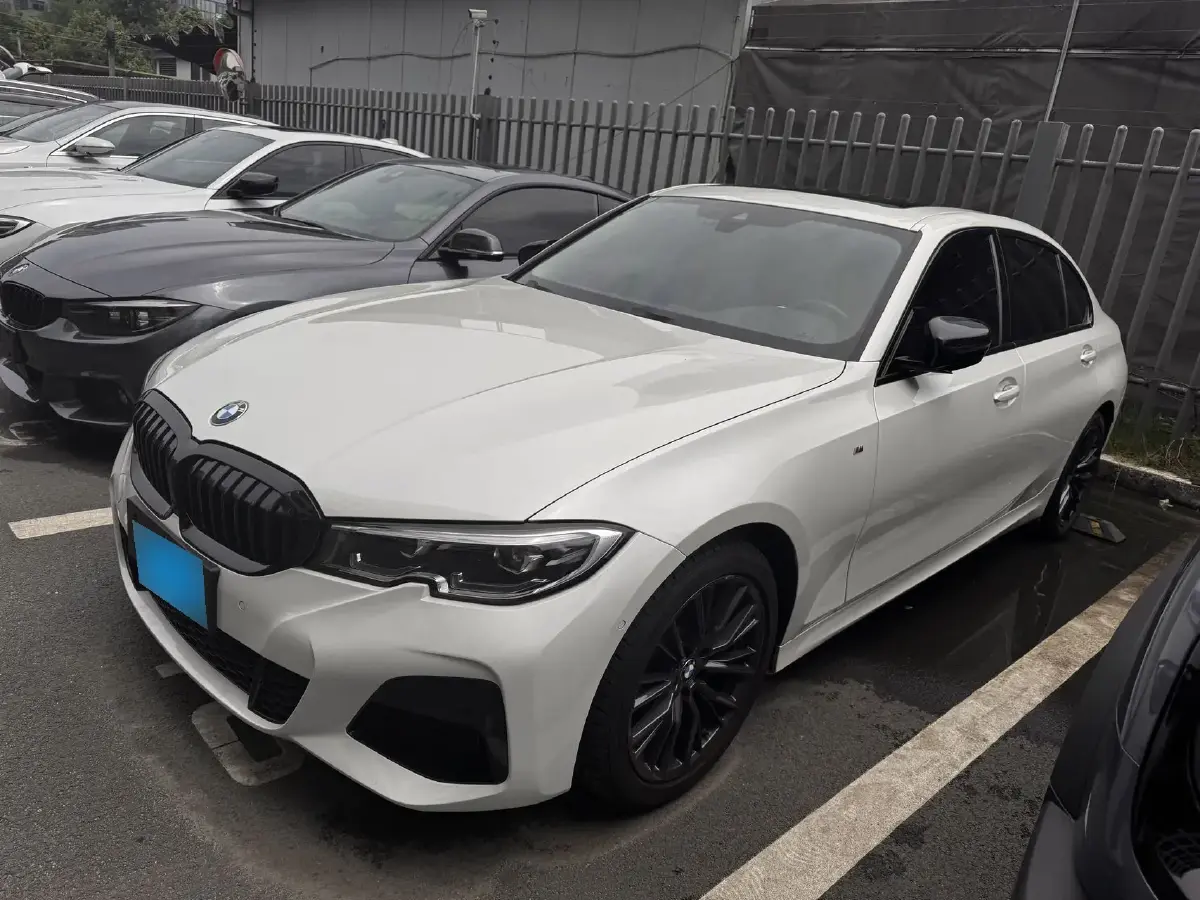 2021 BMW 3 Series 2.0T 184HP L4 8AT
