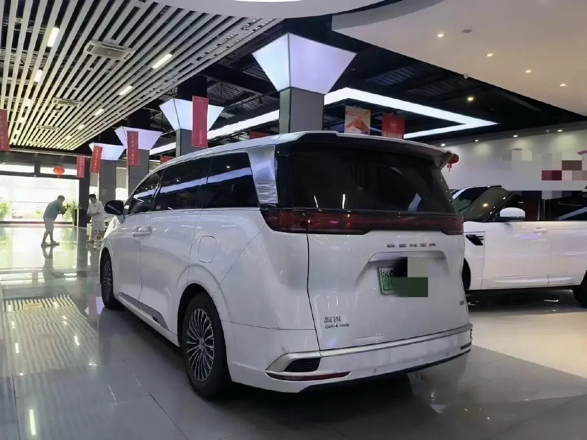2022 Denza D9 1.5T 139HP L4 E-CVT PHEV 40.06KWH,autocango,china used car exporter,china ev exporter,chinese used car exporter,chinese used ev exporter