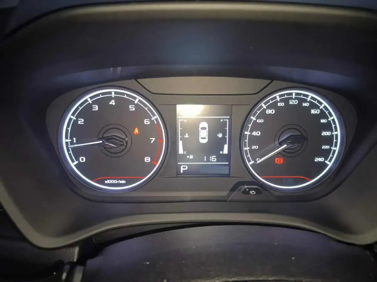 2022 Livan X3 PRO 1.5L 113HP L4 CVT,autocango,china used car exporter,china ev exporter,chinese used car exporter,chinese used ev exporter