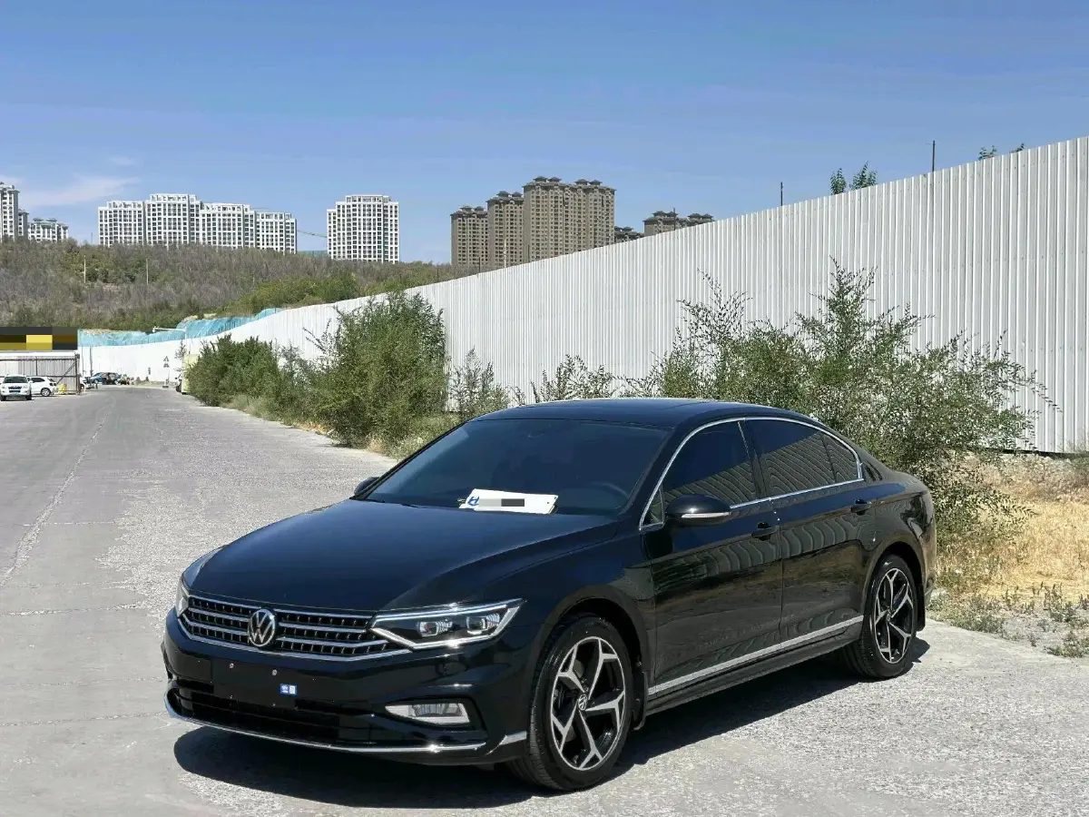 2023 Volkswagen Magotan 2.0T 186HP L4 7DCT