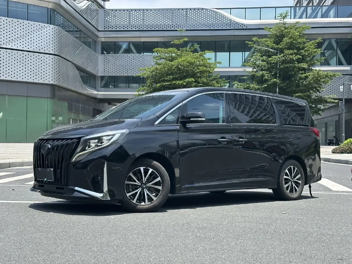 2021 GAC Trumpchi M8 2.0T 252HP L4 8AT