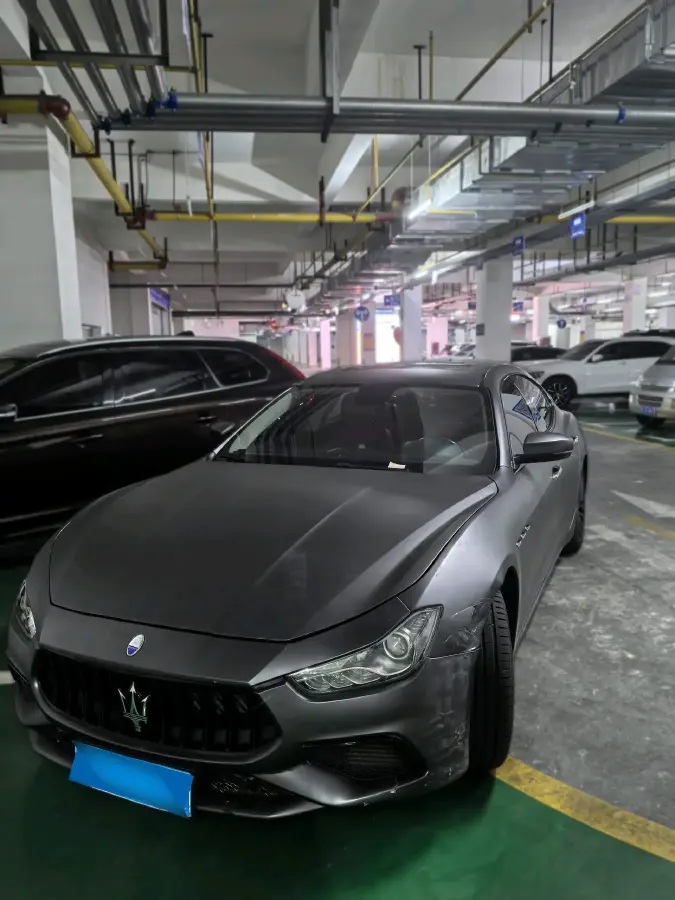 2017 Maserati Ghibli 3.0T 350HP V6 8AT