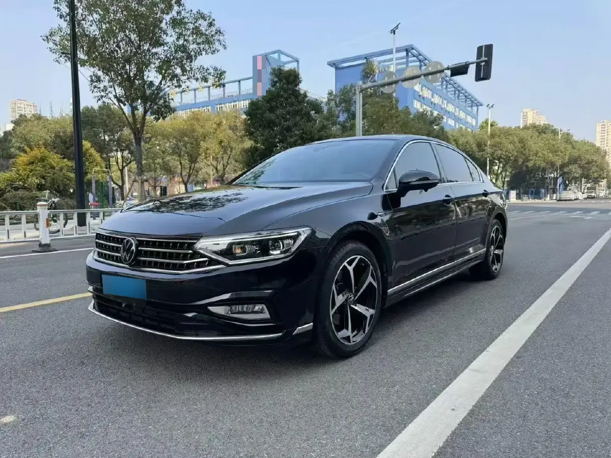 2023 Volkswagen Magotan 2.0T 186HP L4 7DCT