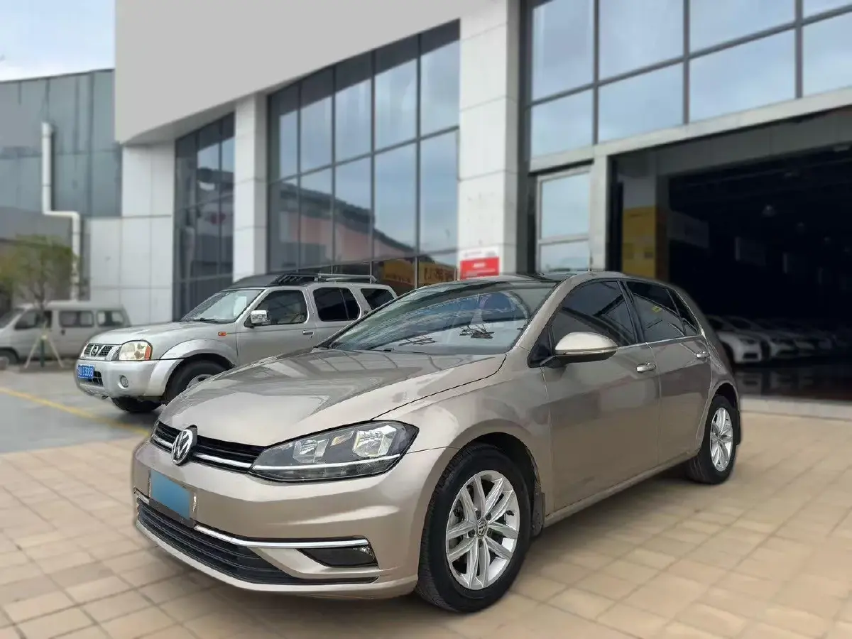 2018 Volkswagen Golf 1.6L 110HP L4 6AT