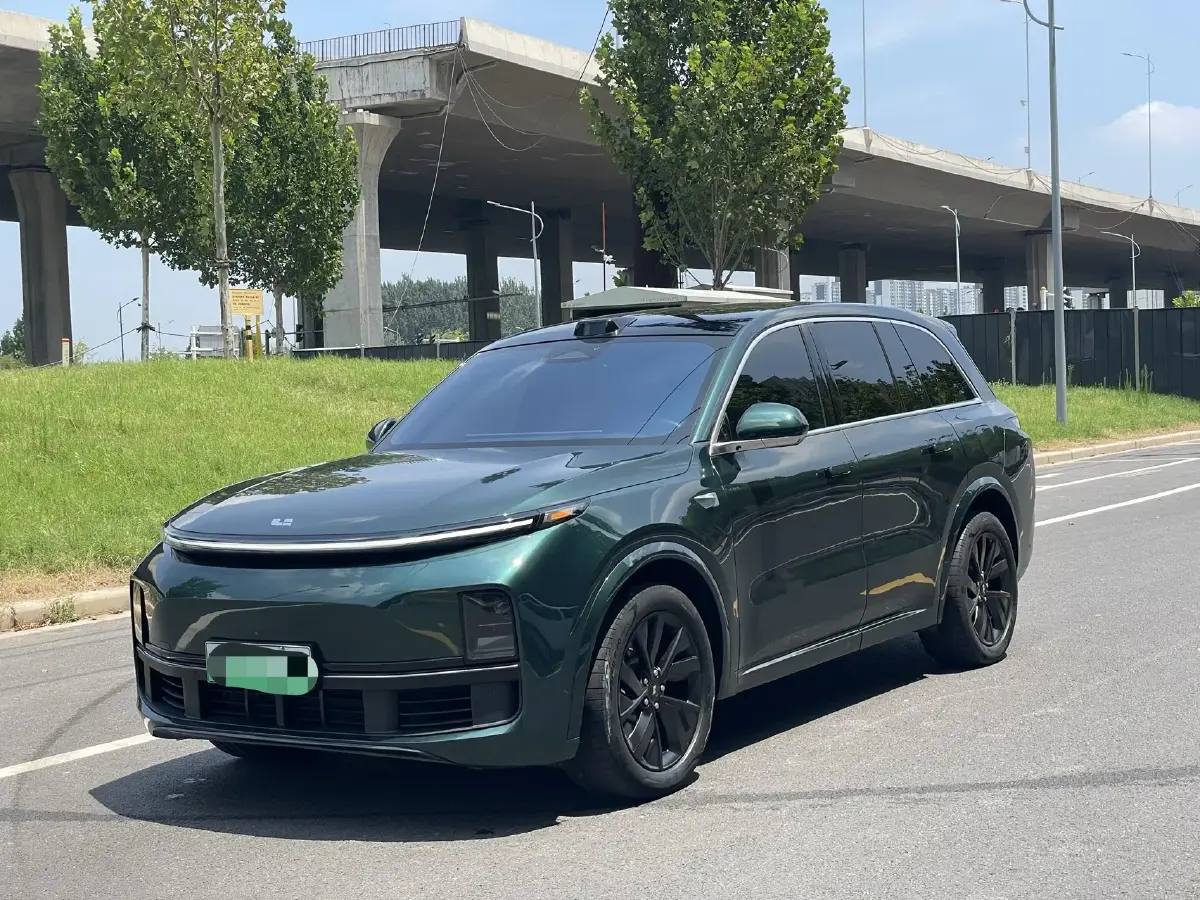 2023 Li L8 Range Extended 154HP REEV 40.9KWH