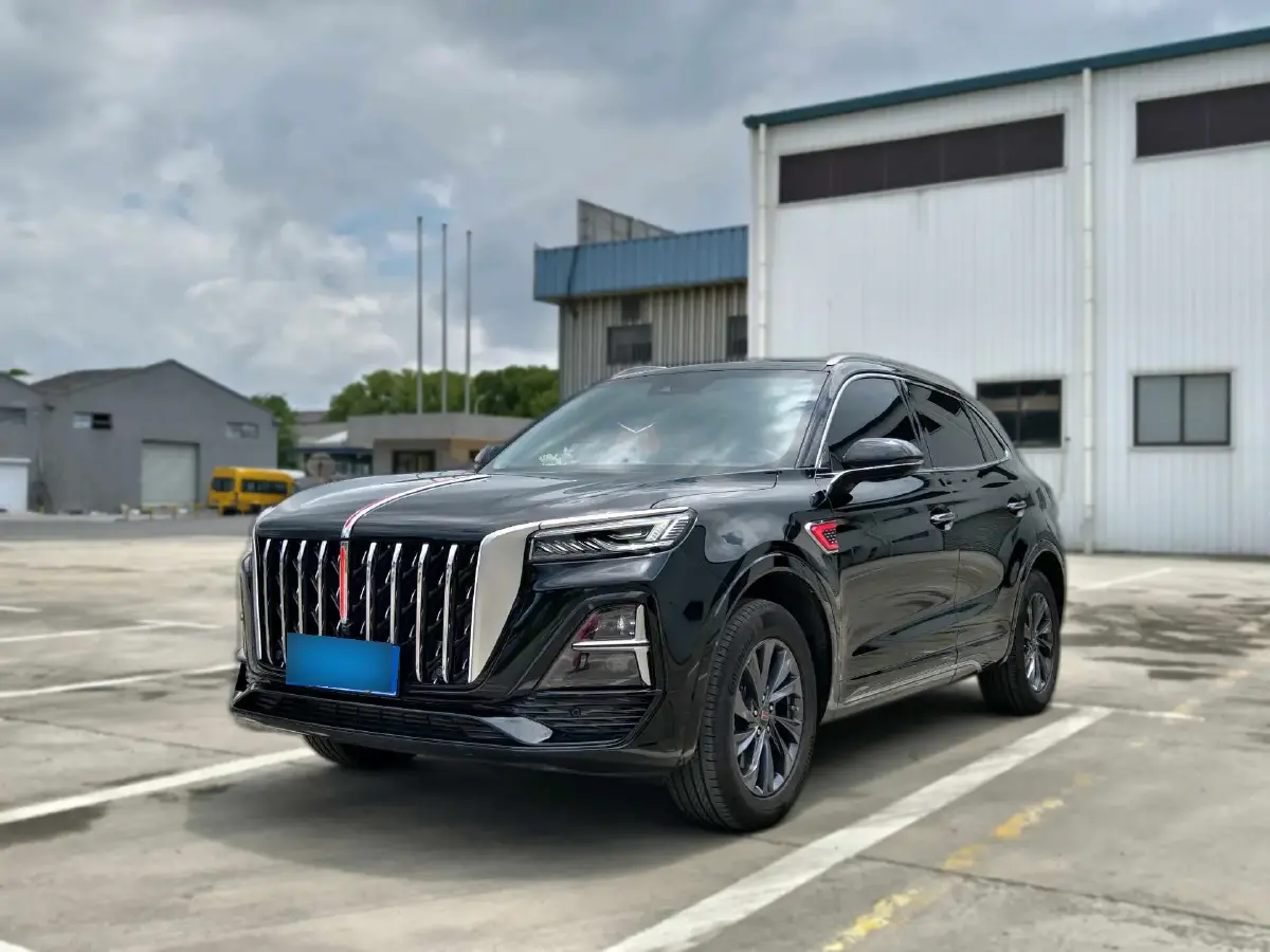 2023 HongQi HS5 2.0T 252HP L4 8AT