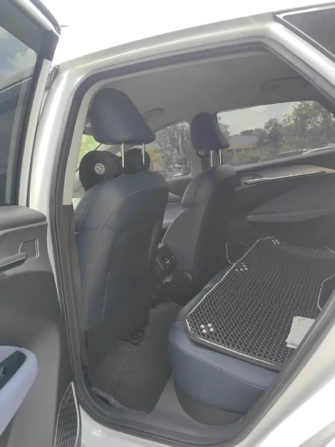 2022 Geometry M6 BEV 70KWH,autocango,china used car exporter,china ev exporter,chinese used car exporter,chinese used ev exporter