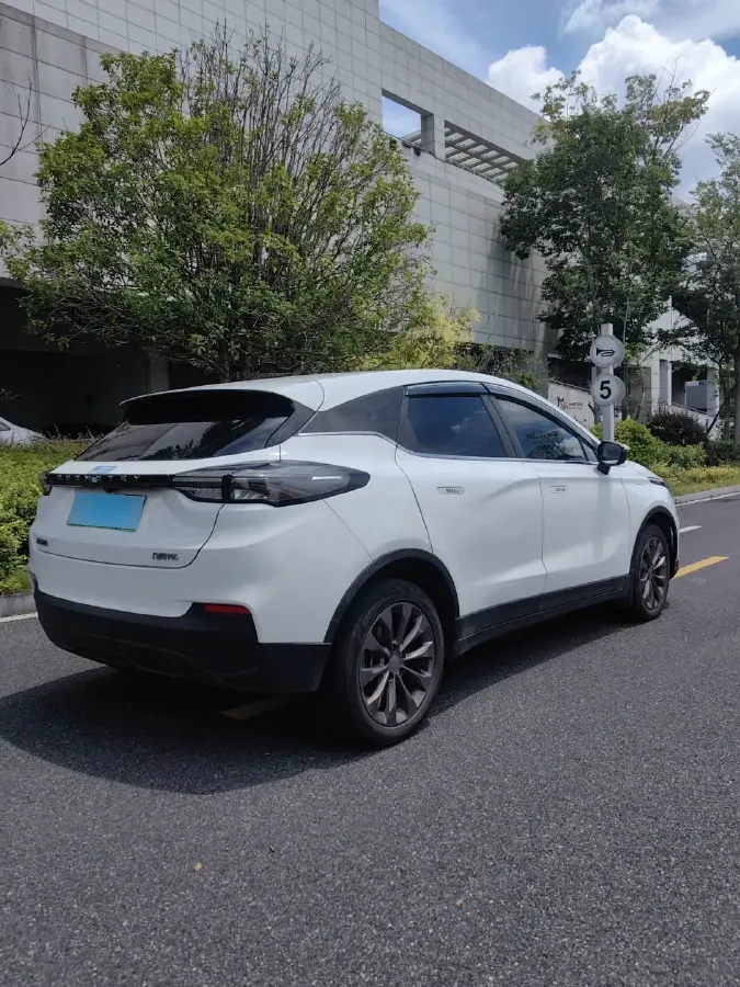 2022 Geometry M6 BEV 70KWH,autocango,china used car exporter,china ev exporter,chinese used car exporter,chinese used ev exporter