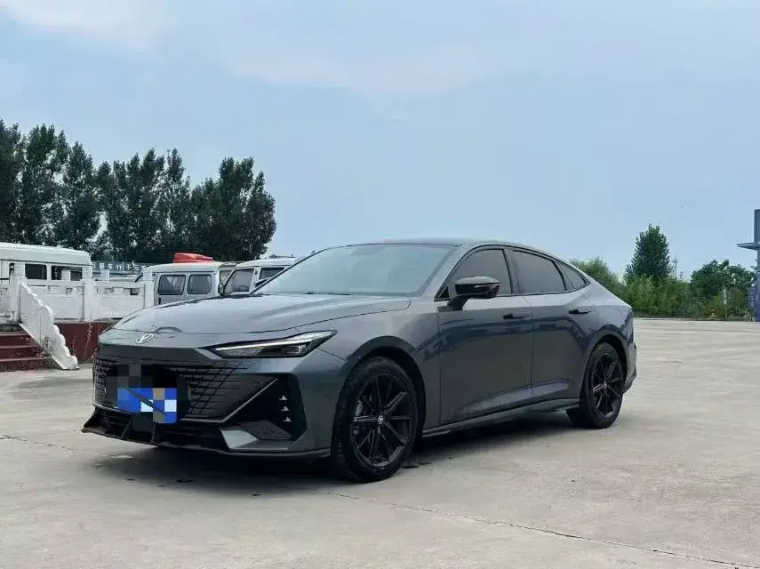 2022 ChangAn UNI-V 1.5T 188HP L4 7DCT