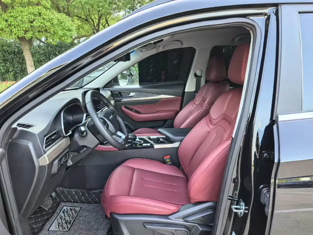 2025 Jetour X70 1.5T 156HP L4 6MT,autocango,china used car exporter,china ev exporter,chinese used car exporter,chinese used ev exporter